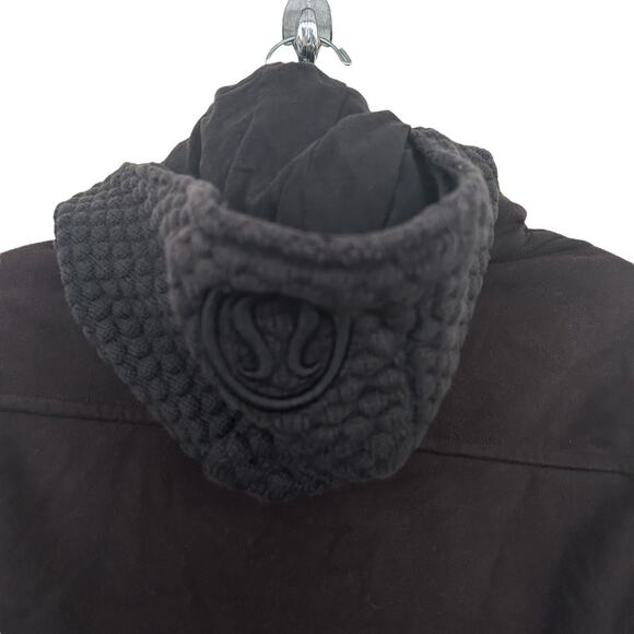 Lululemon Black Miracle Jacket Sz 6 - Picture 8 of 13